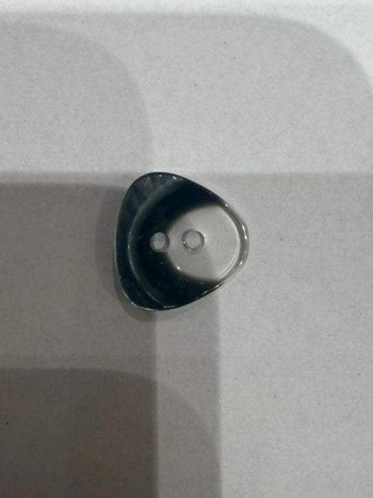 Polyester button 2-holes Triangle 15mm