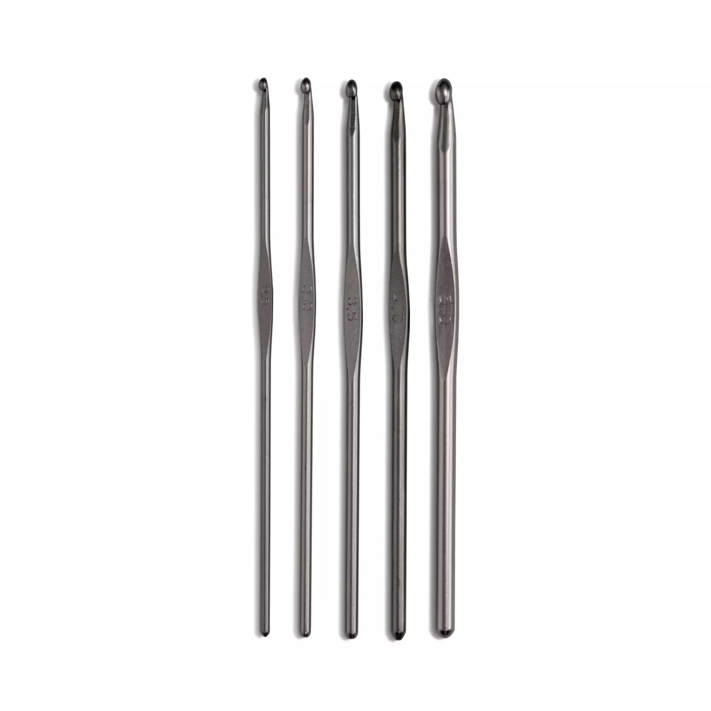 Crochet hooks for wool set with guide plate, 14cm, 2.50 - 5.00mm