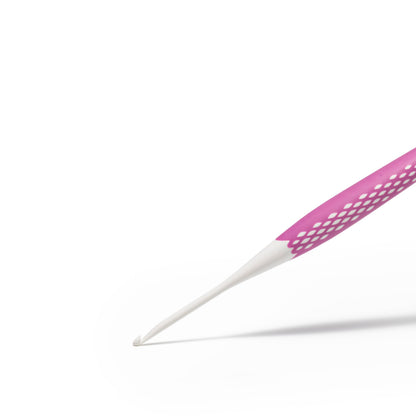 Crochet hook for wool plastic Ergonomics 3.0 mm 16 cm pink