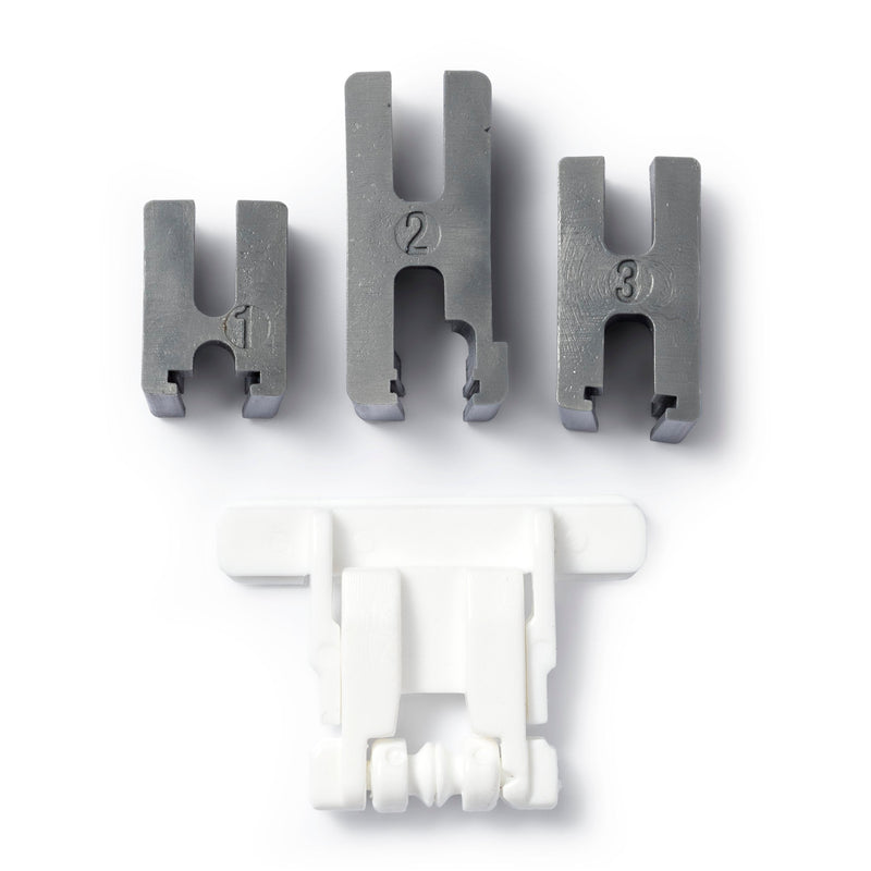 Special zipper foot for Sewing Machines for non-visible zips